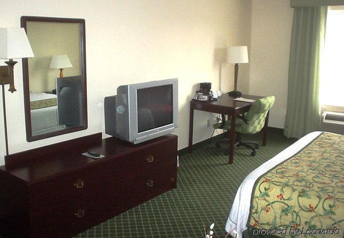 Garner Hotel Macon West By Ihg Zewnętrze zdjęcie