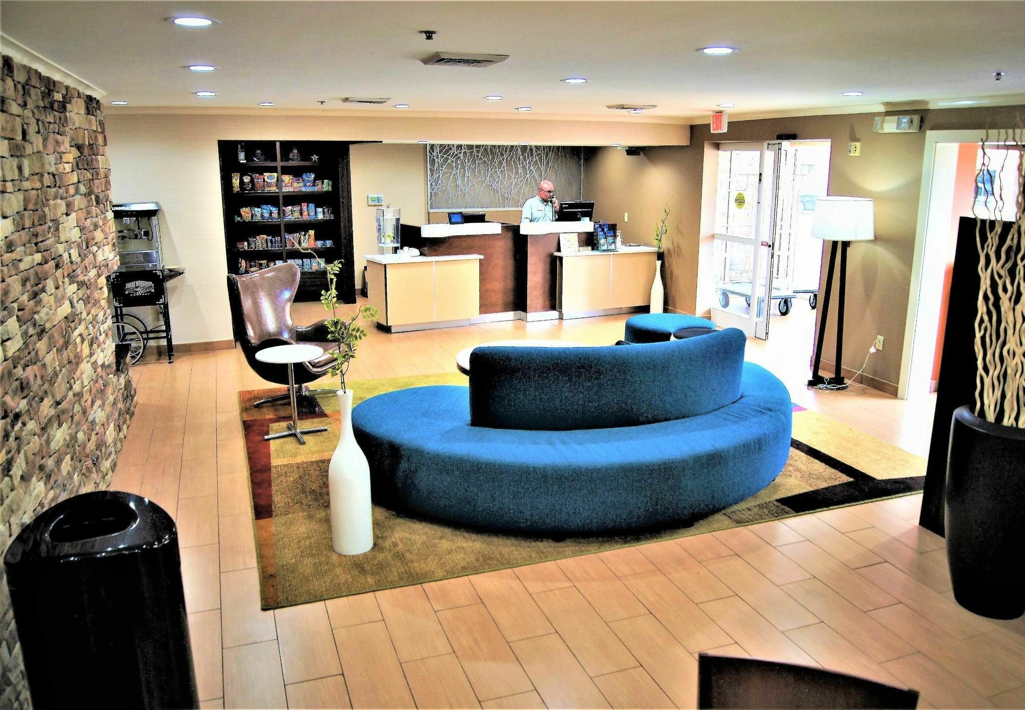 Garner Hotel Macon West By Ihg Zewnętrze zdjęcie